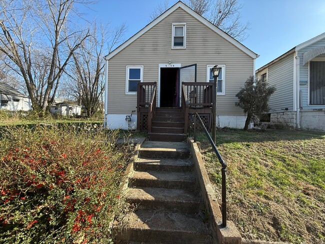 Building Photo - 1156 Howell St