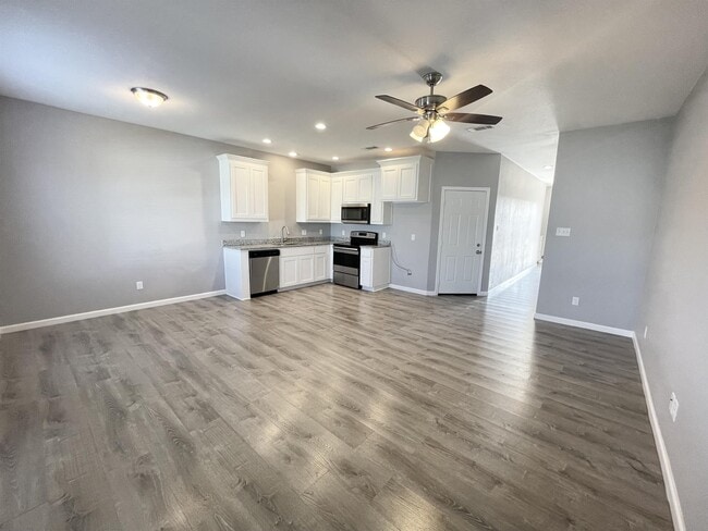 Building Photo - 120 Ridgmar Rd