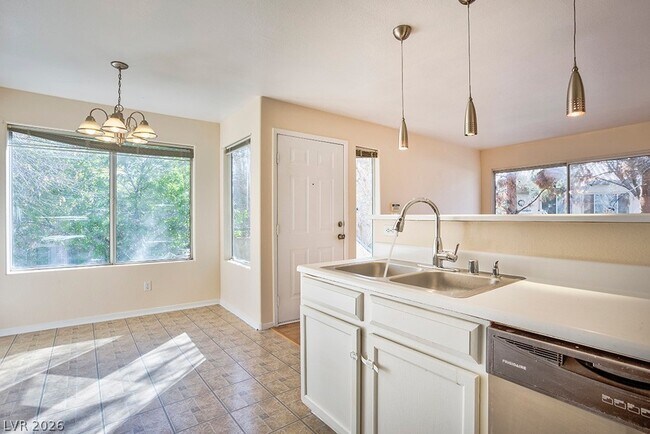 Building Photo - 3035 Casey Dr