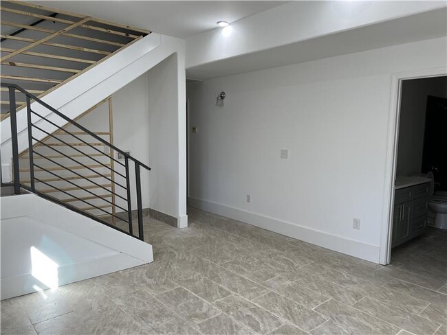 Building Photo - 76 Rockmart Dr NW