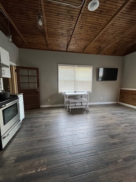 Dining and living space - 729 Highway 314