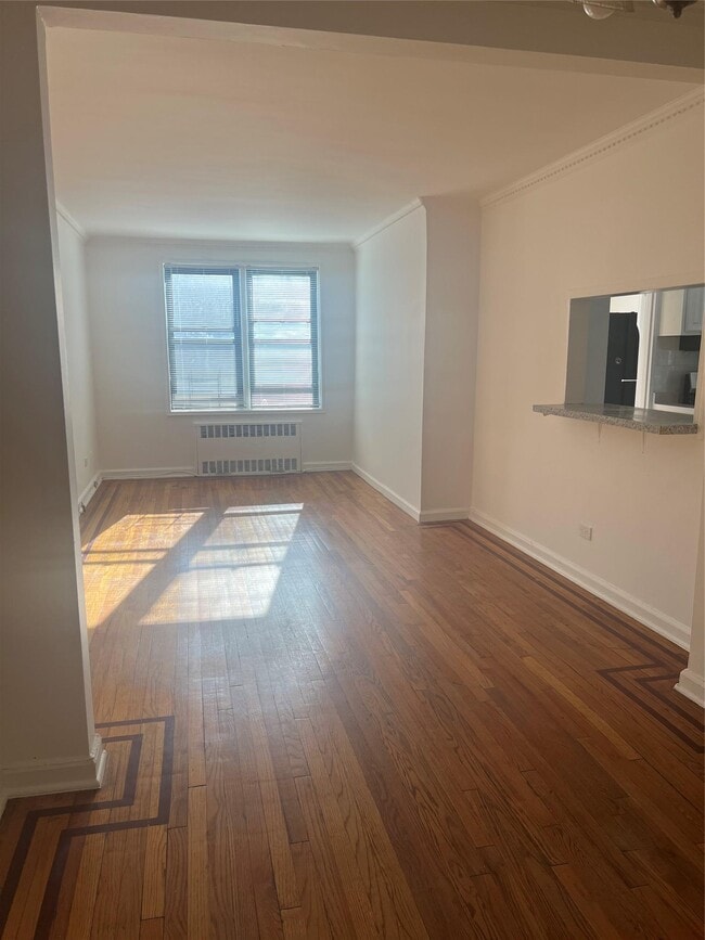 Primary Photo - 37-27 86th St