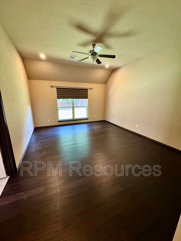 Building Photo - 3121 SW 136th Terrace