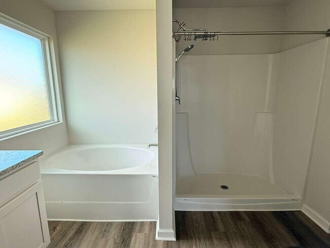 Building Photo - 5509 Silverbell Dr