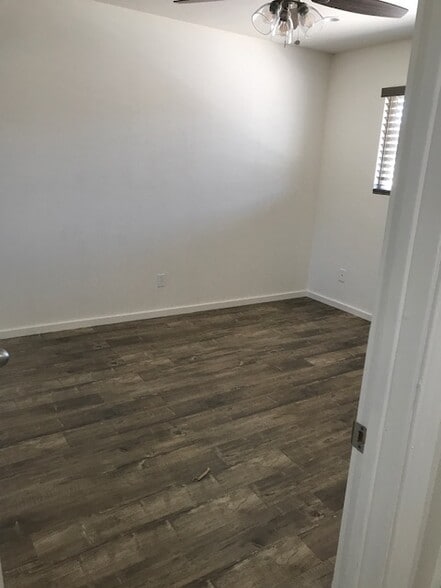 Building Photo - 790 Kootenay Dr