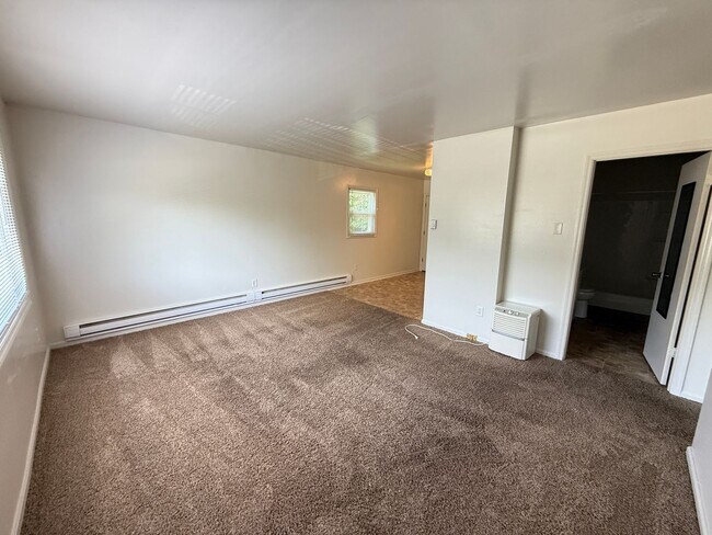 Building Photo - 6108-6108 Scotch Blue Dr