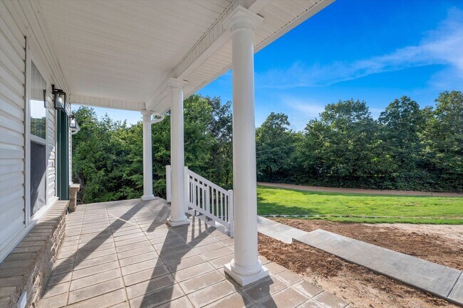 Building Photo - 90 Co Rd 378