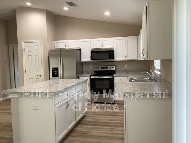 Building Photo - 14513 SW 20th Pl