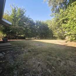 Building Photo - 3612 S Hughes Ave