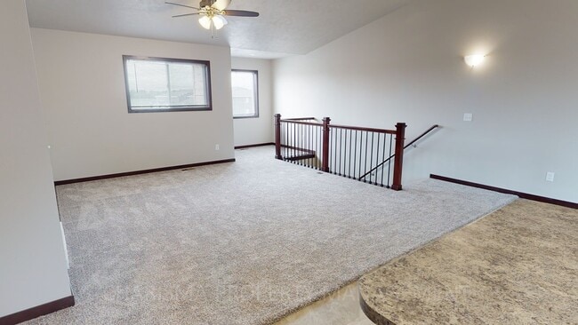 Building Photo - 1411 Kayla Pl