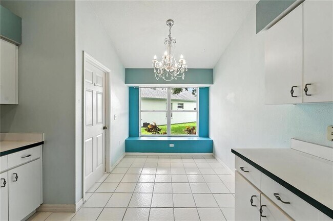 Building Photo - 1725 Bondurant Way