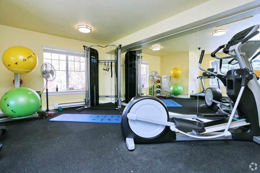 Primary Photo - Barkley