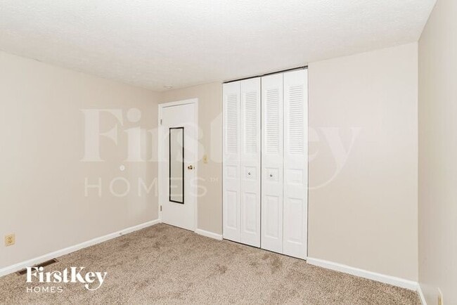 Building Photo - 1458 Summe Dr