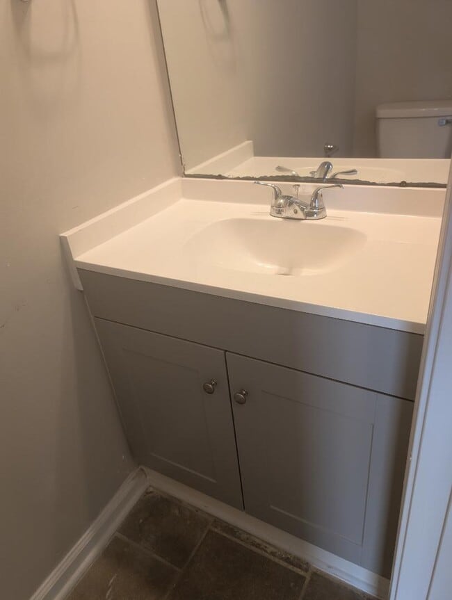 Building Photo - 6319 Richfield Ln