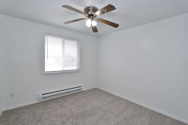 Building Photo - Single-Level Home on Corner Lot