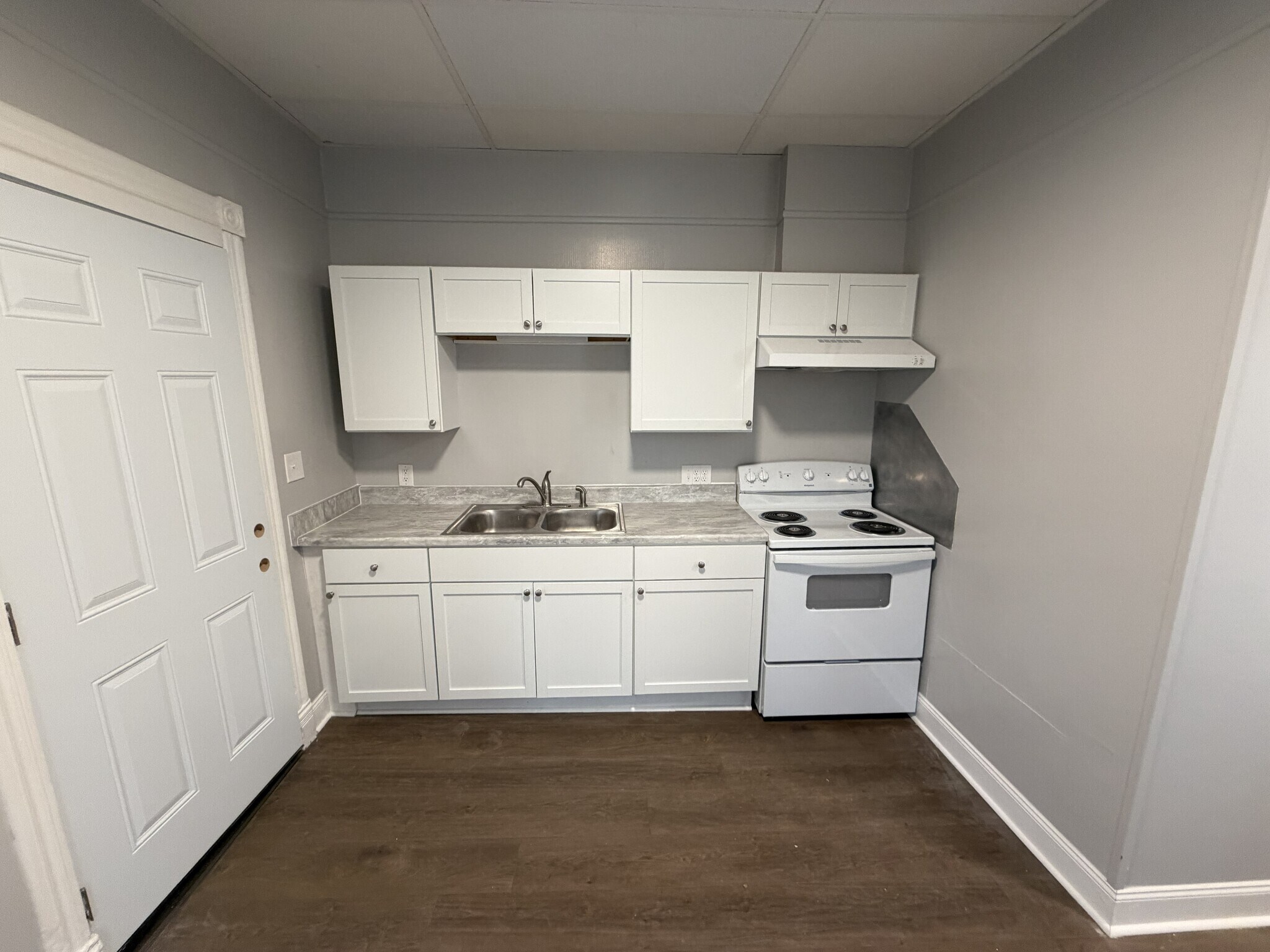 Building Photo - 223 W North St