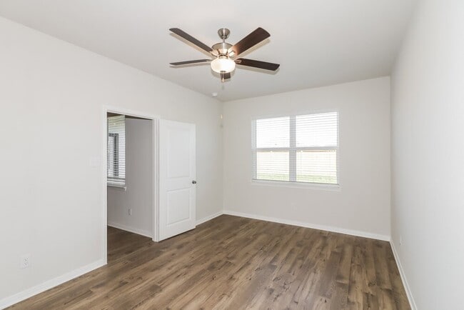 Building Photo - 7534 Tipton Meadow Way