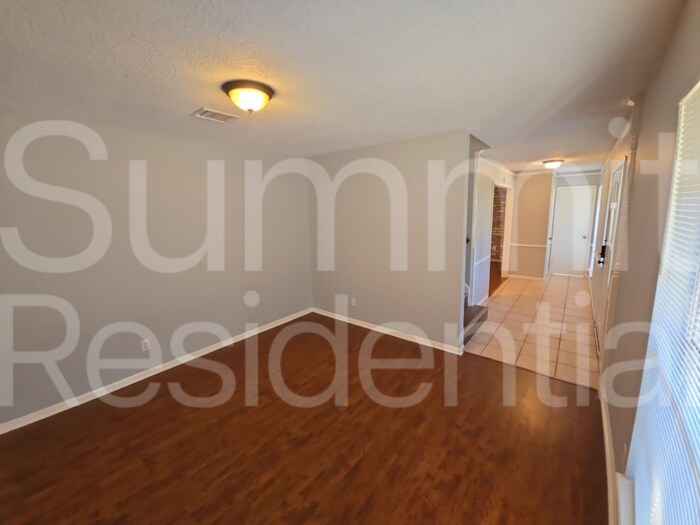 Building Photo - 5223 Brownlee Ln