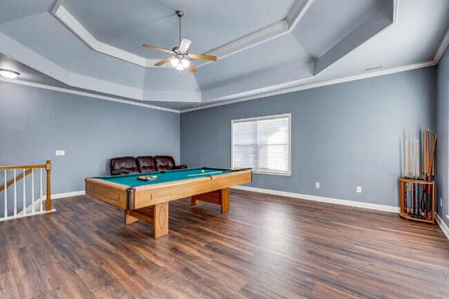 Building Photo - Spacious Spring Hill Rental in Sought-After Wades Grove Community