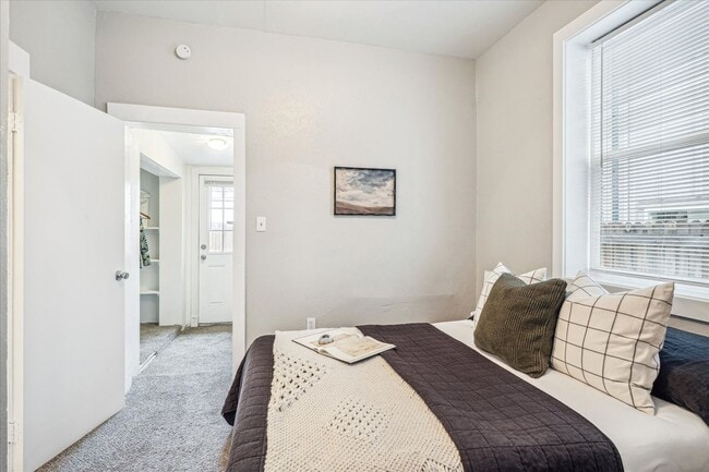 Building Photo - Charming 1 bed/1bath in The Highland - Great Location!