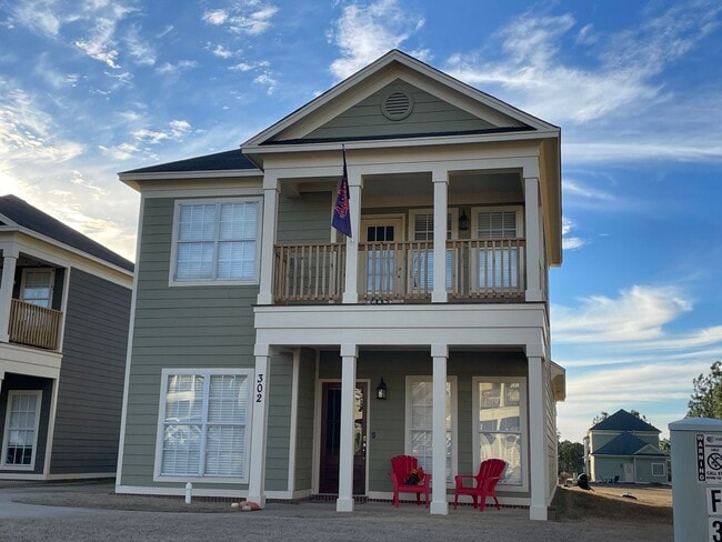 Primary Photo - 3BR/2.5BA Home For Rent