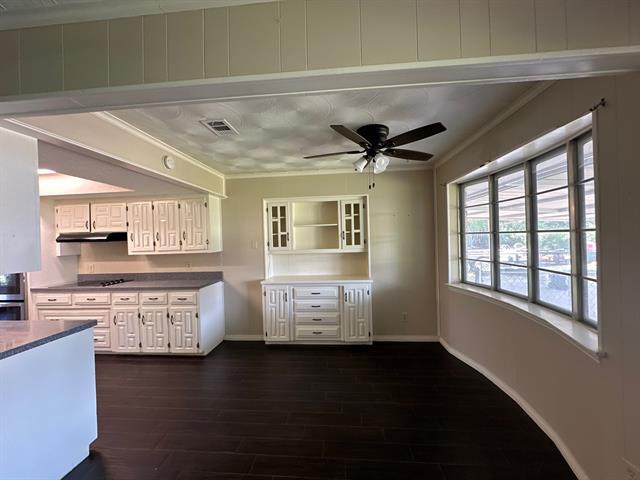 Building Photo - 1226 Greenbriar Cir