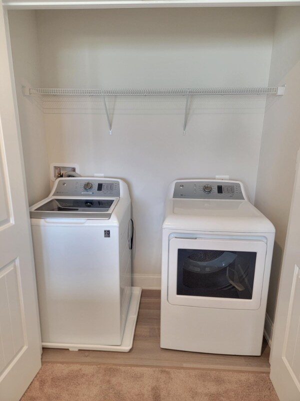 Building Photo - 10054 Roulette Dr