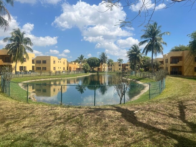 Building Photo - 526 NW 114th Ave