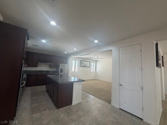 Building Photo - 6460 W Diablo Dr