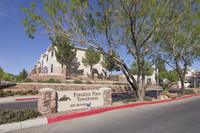 Building Photo - Franklin Place Townhomes