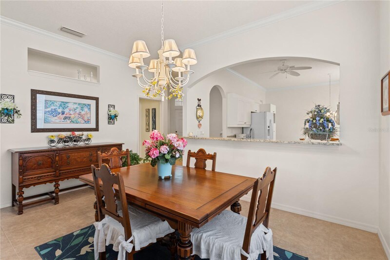 Building Photo - 1610 Monarch Dr