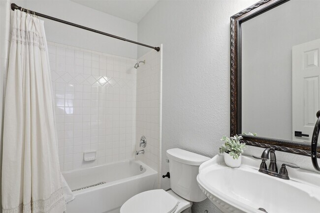 Building Photo - 2118 Wild Dunes Cir