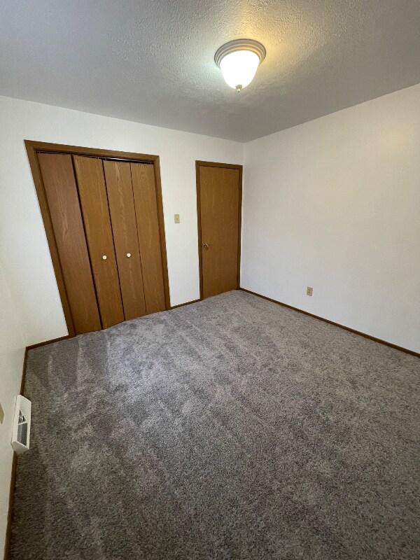 Building Photo - 110 Youngstown Rd