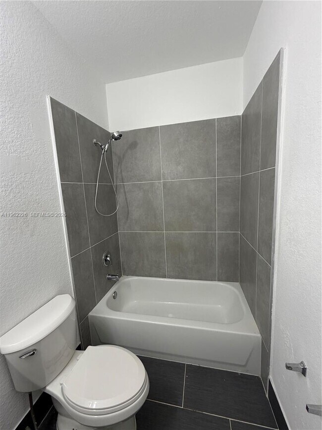 Building Photo - 24532 SW 110th Ave