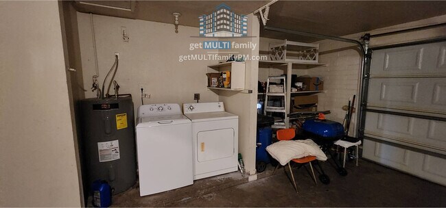 Building Photo - 515 W Pebble Beach Dr