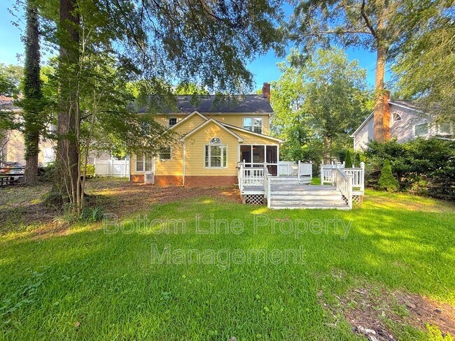 Building Photo - 2321 Heathershire Ln