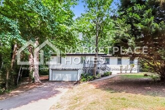 Building Photo - 3456 White Oak Ct