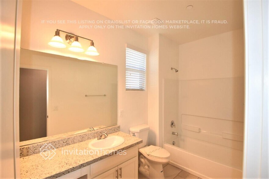 Building Photo - 6854 E Peralta Cir