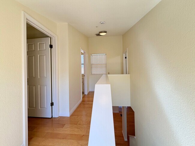 Building Photo - 3 Bedroom Condo in the Highly Desirable Fountain Grove 55+ Gated Community North Napa