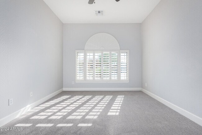 Building Photo - 12374 S 181st Dr
