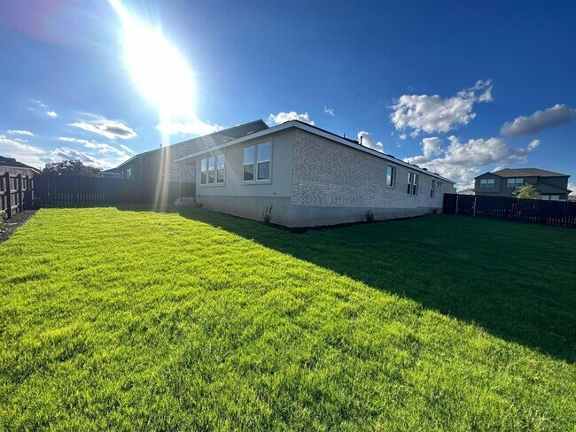 Building Photo - 4116 Home Pl Rd