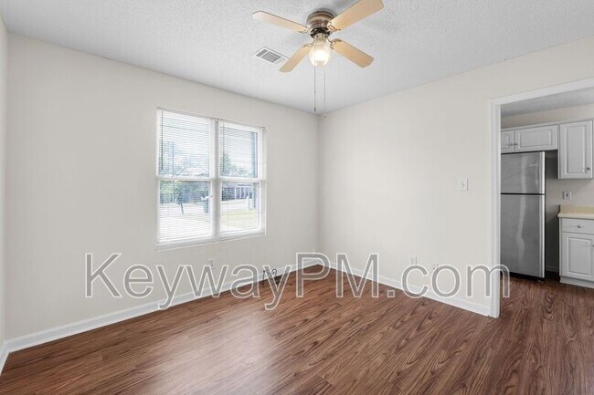 Building Photo - 3803 Winchester Ct