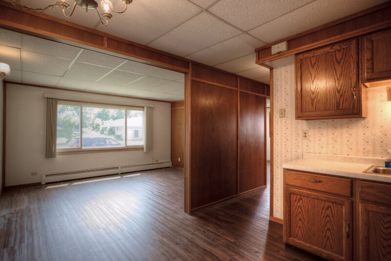 Building Photo - 308 E Mary St