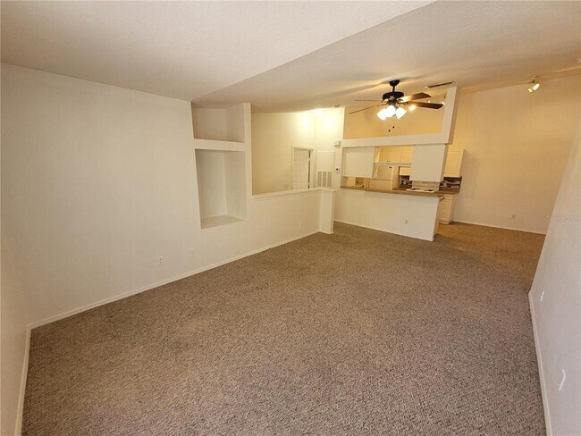 Building Photo - 36100 Lake Chase Blvd