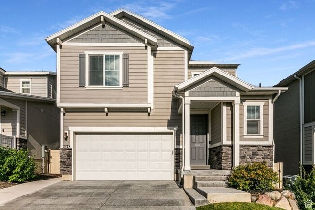 Building Photo - Awesome upgraded House w 2 car attached