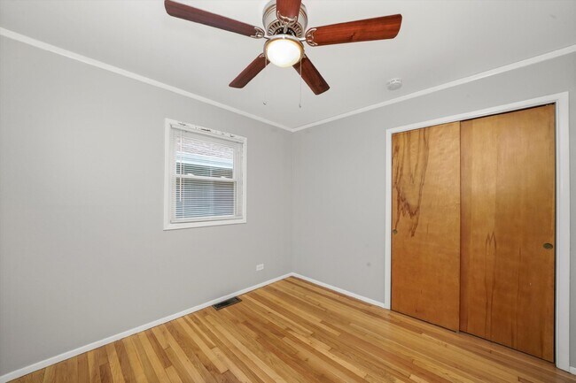 Building Photo - Charming Ranch-Style Home with New Windows...