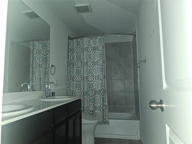 Building Photo - 16816 Caperi Dr