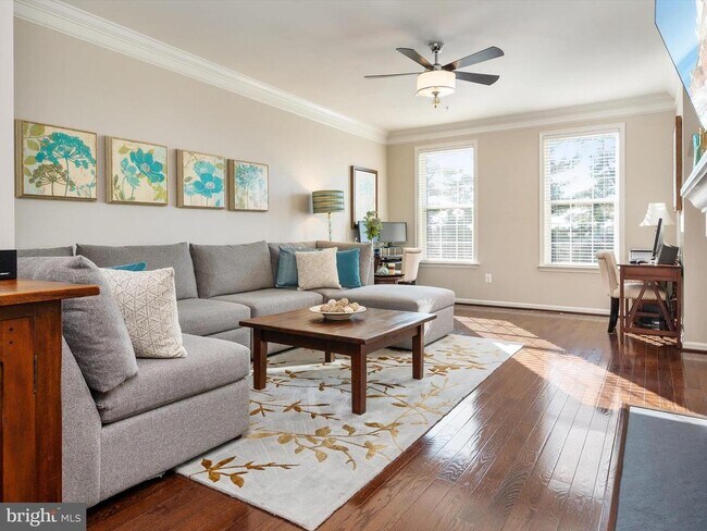 Building Photo - 1047 Ironwood Ln