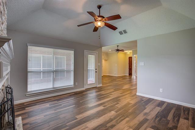 Building Photo - 5501 Gateway Ln