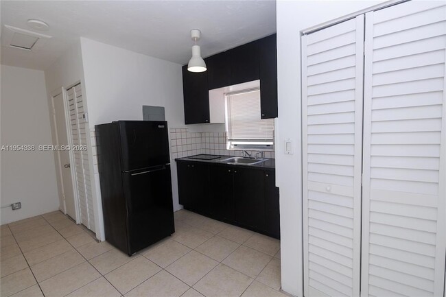 Building Photo - 1840 Fillmore St